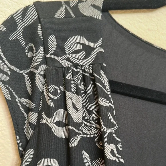 LOFT Black and White Tie Front Sheath Dress - Picture 6 of 7